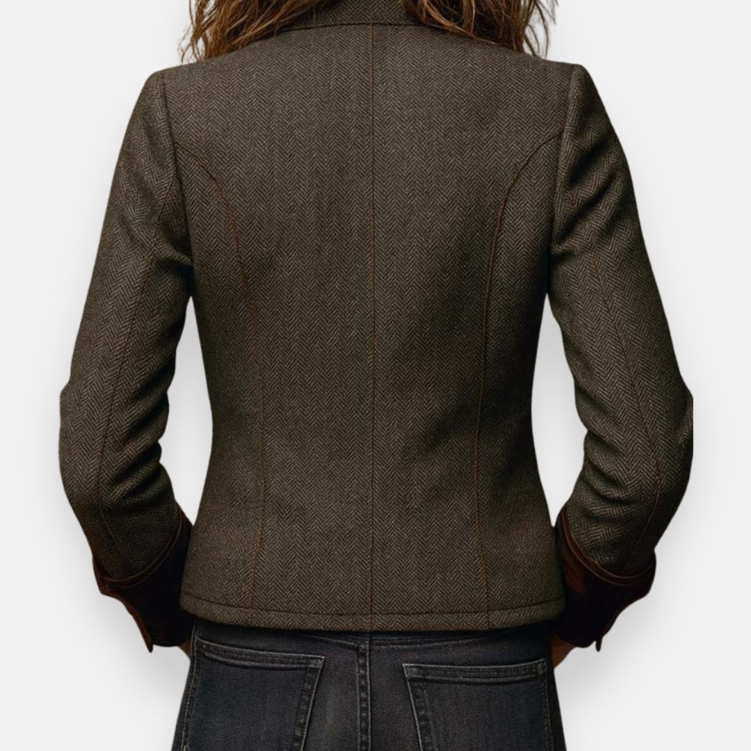 Della | Elegant Tailored Jacket