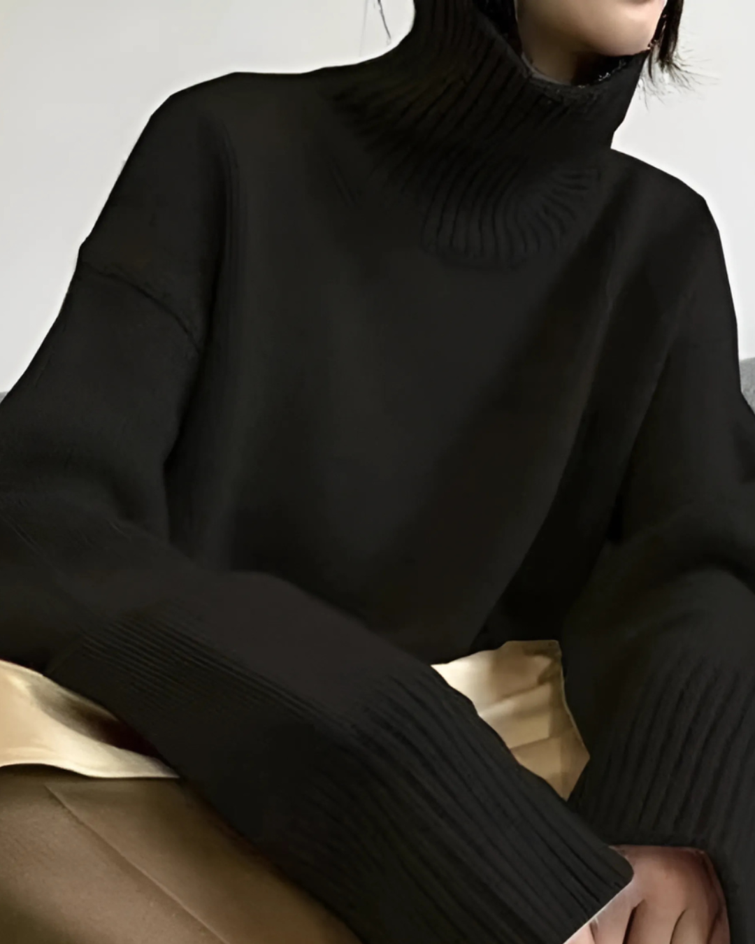 Women's Oversized Ribbed Turtleneck Sweater - Ottilie