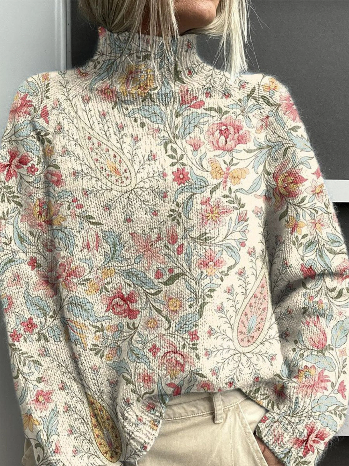 Lisia | Vintage Floral Knit Turtleneck