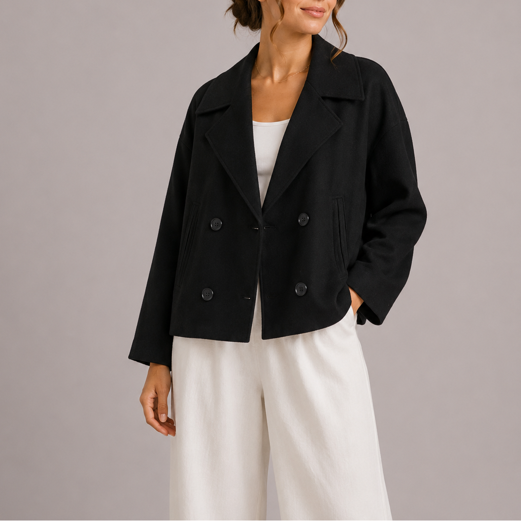 Women's Minimalist Fitted Jacket – Structured Tailored Style