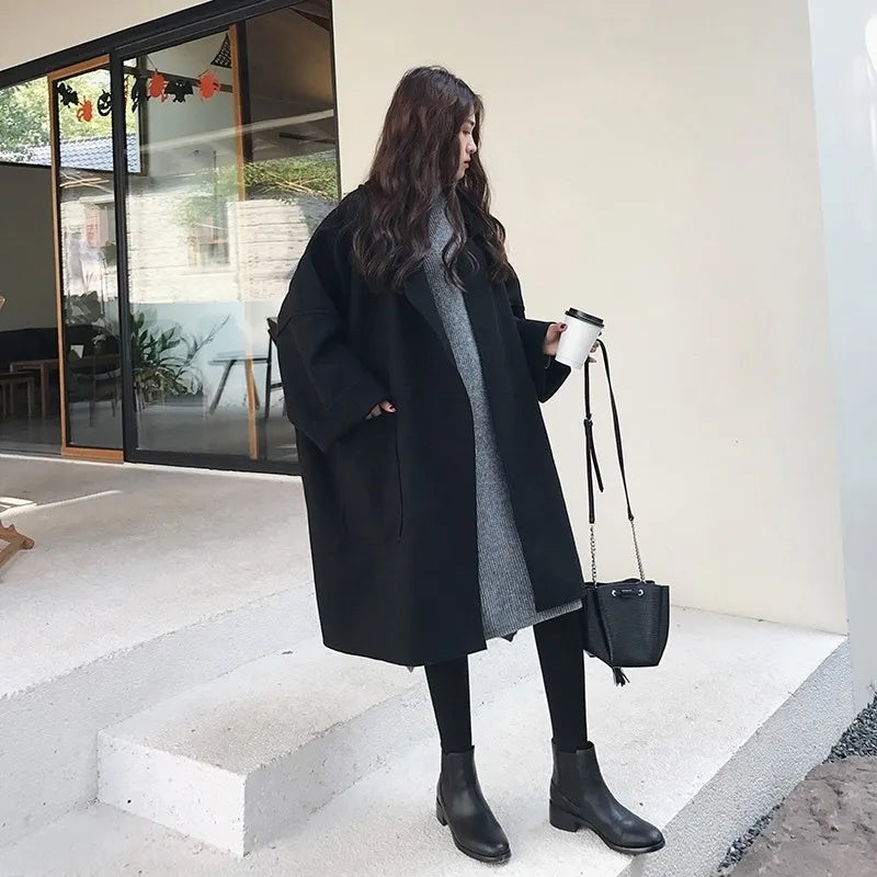 Women's Oversized Long Coat with Lapels and Patch Pockets