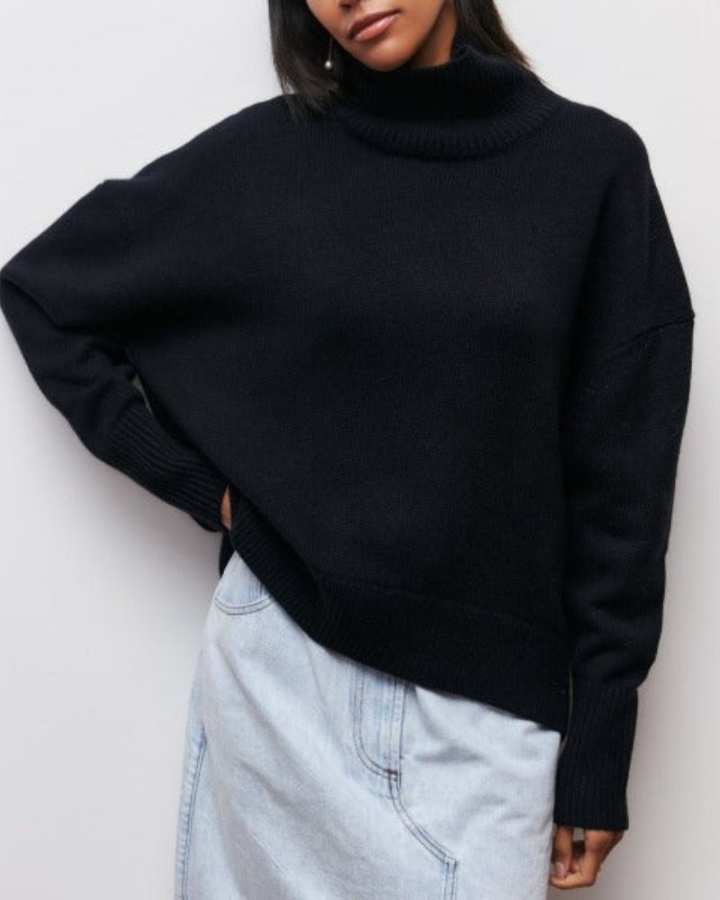 Women's Oversized Chunky Knit Turtleneck Sweater - Halvine