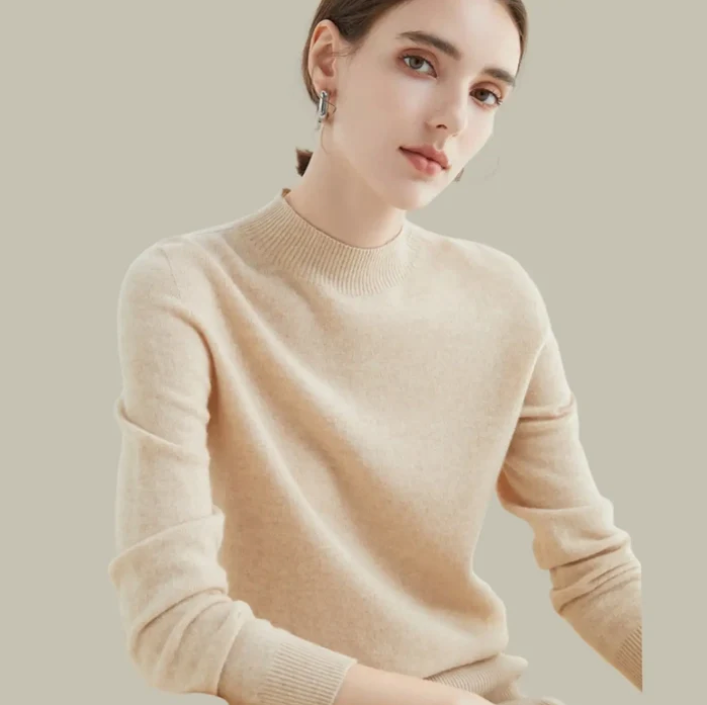 Women's mock-neck merino wool knit sweater in beige