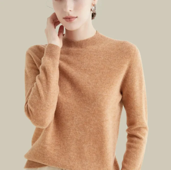 Women's mock-neck merino wool knit sweater in camel