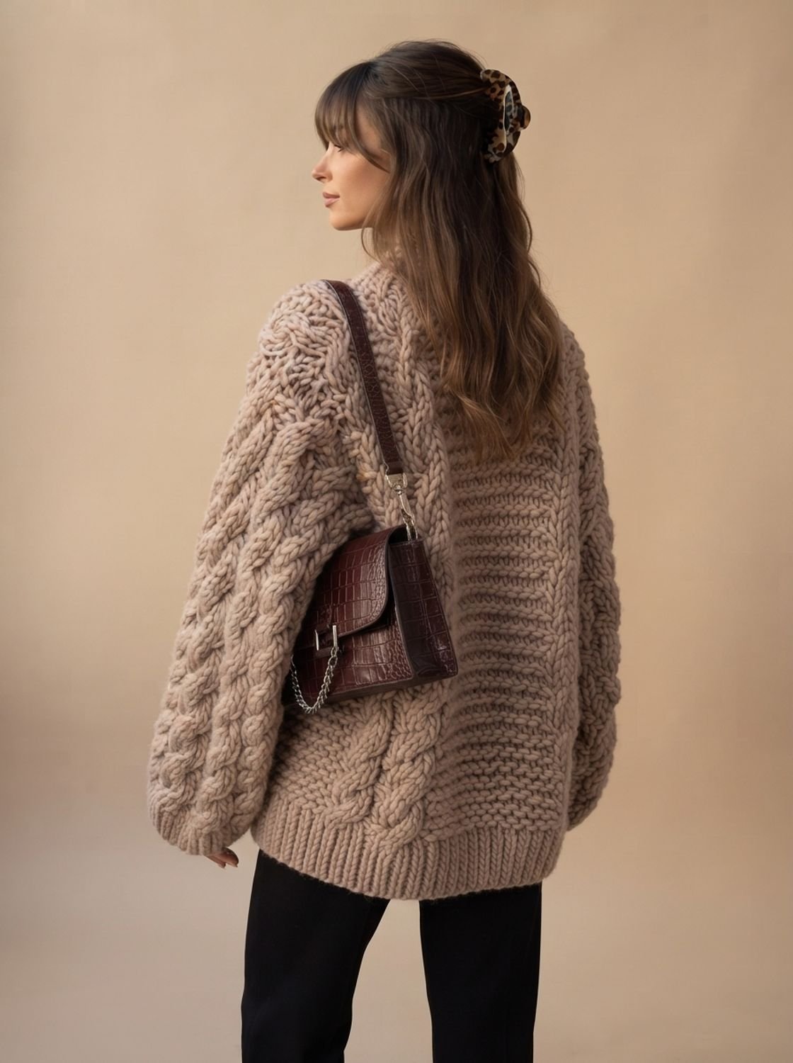 Women's Oversized Chunky Cable Knit Sweater - Ambrose
